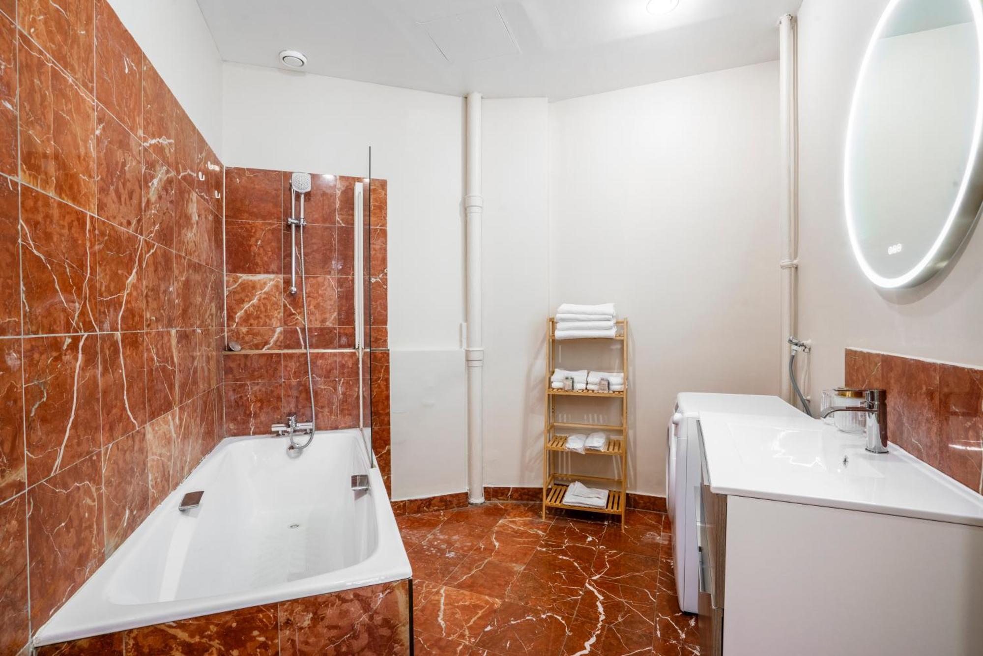 Apartment Elegant - Proche Arc De Triomphe Paris